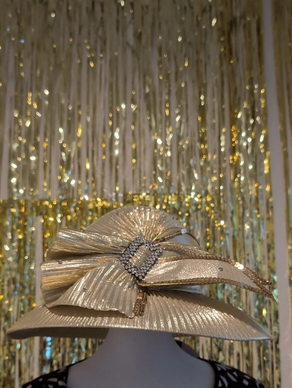 🔥Elegant Gold Party Hat with Rhinestone Bow - Mr. Hi's Collection